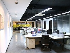 專業(yè)展會(huì)搭建服務(wù)，助力?？谄髽I(yè)高效參會(huì)